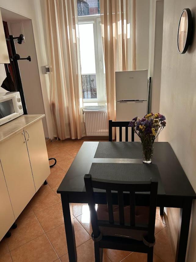 Charming Apartment Odessa Exterior foto